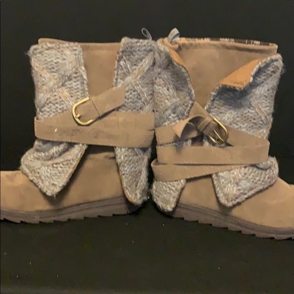 Muk Luks Ladies Boots - Picture 2 of 3
